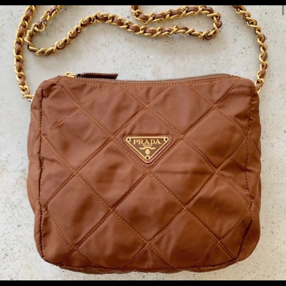 Prada vintage bag with Chain - Picture 2 of 10